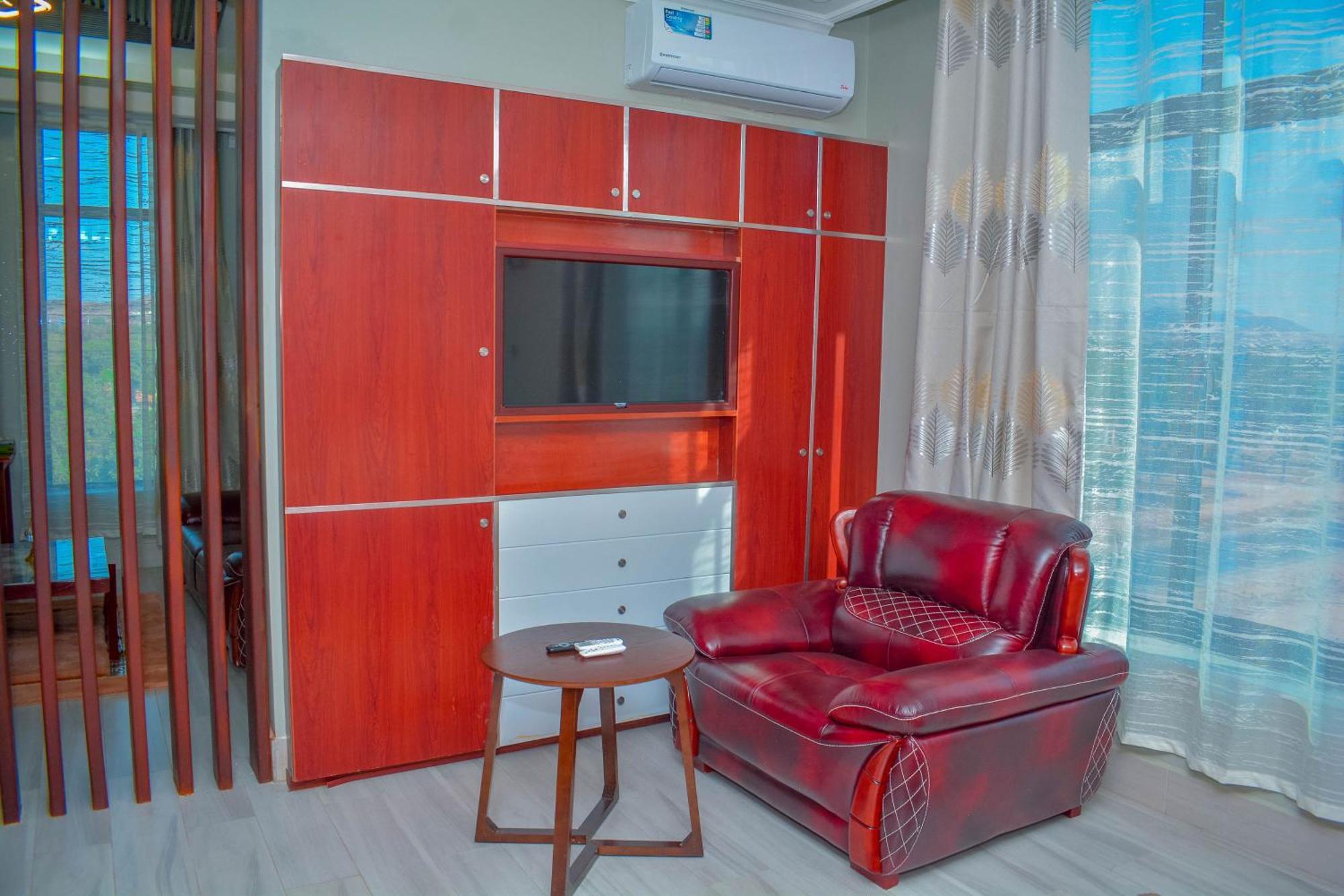 Brand Hotel Dodoma Bagian luar foto