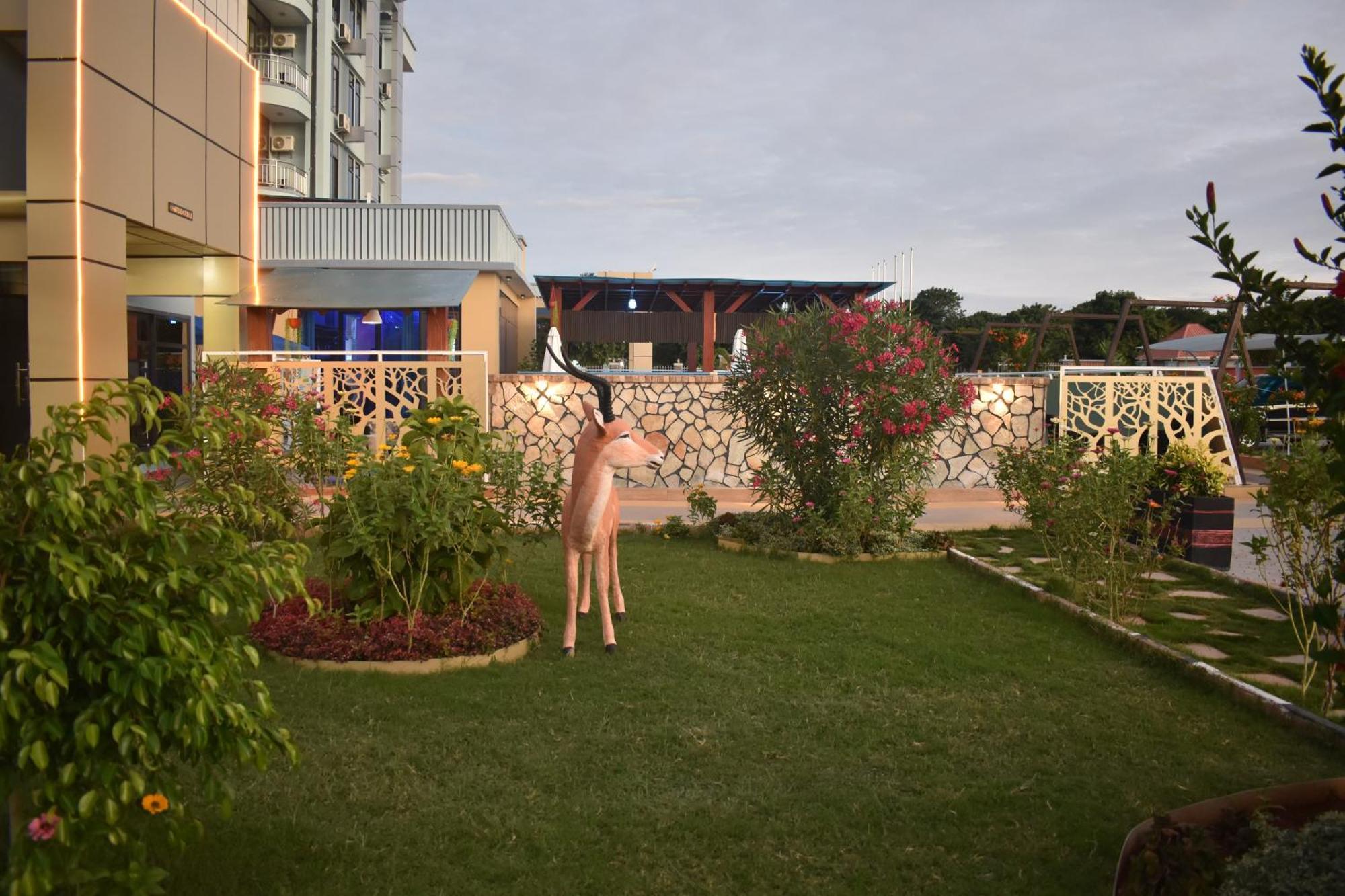 Brand Hotel Dodoma Bagian luar foto